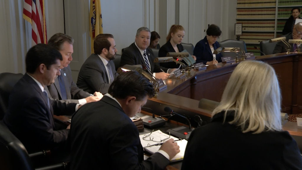 Do lawmakers have a chance to get a new Port Authority reform bill signed?