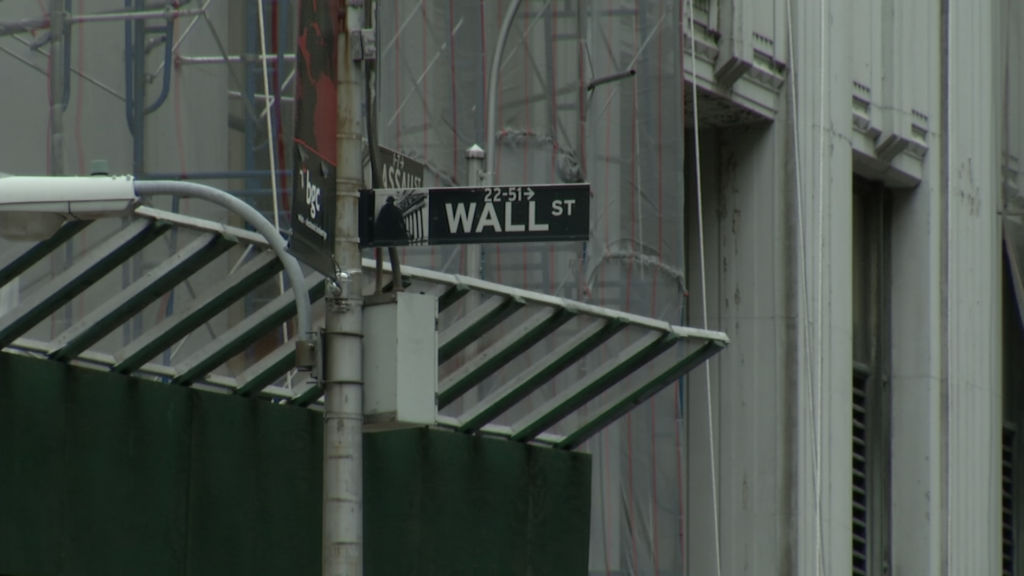 House rolls back Dodd-Frank regulations