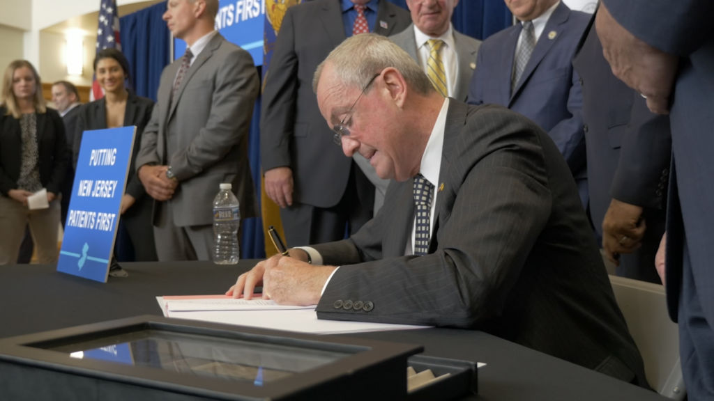Murphy signs out-of-network health care cost bill