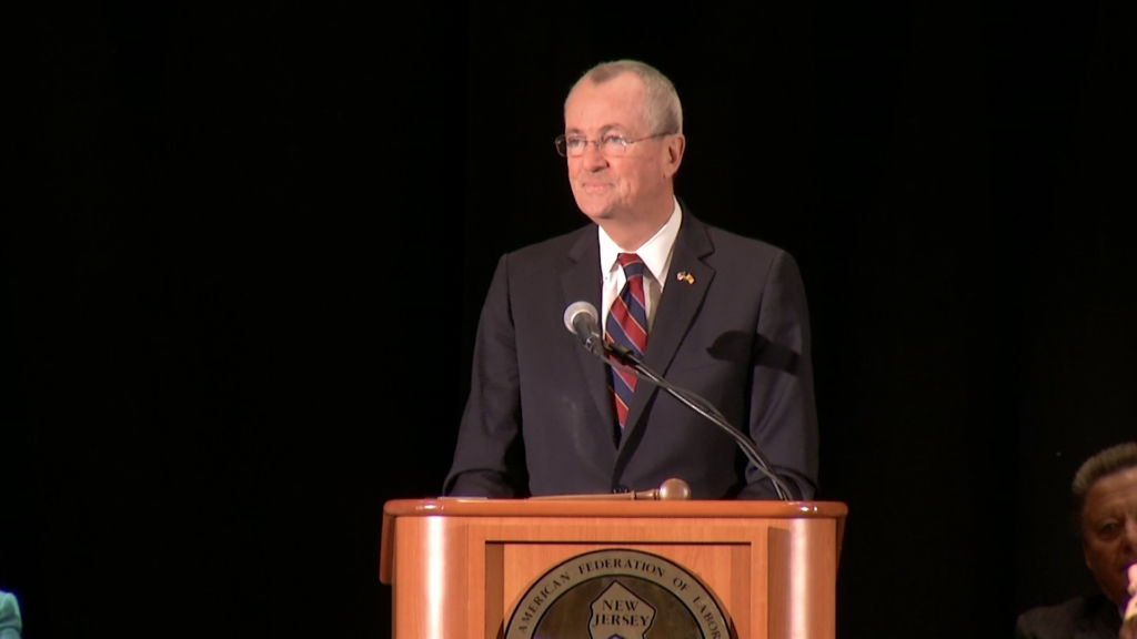 At union convention, Murphy holds steady on tax increase proposal