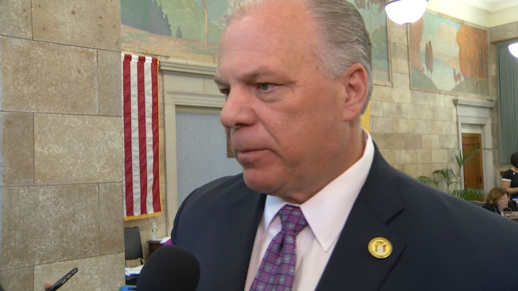 Sweeney: Murphy has ‘refused any compromise at all’ on budget