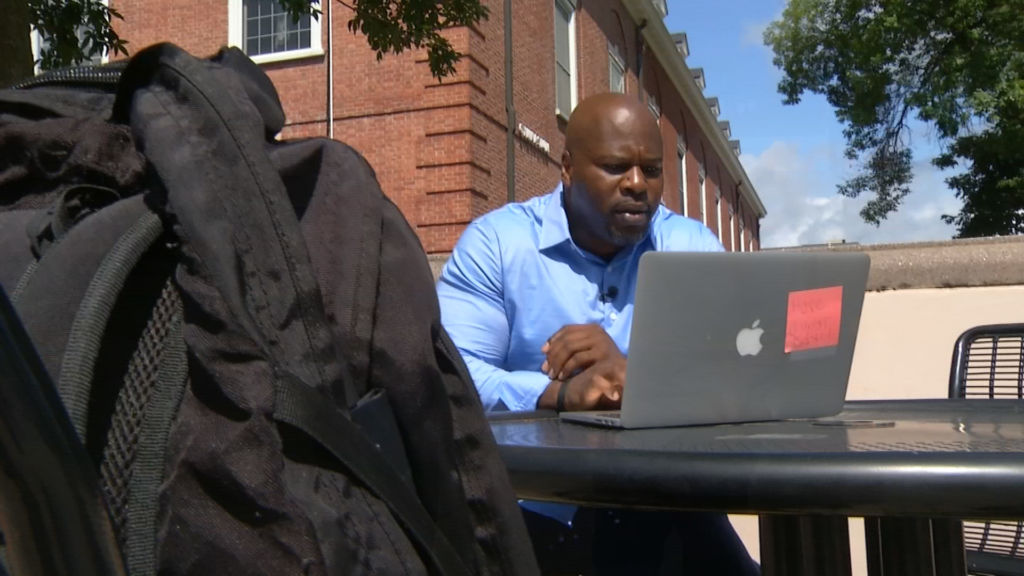 Program gives prisoners a second chance through college
