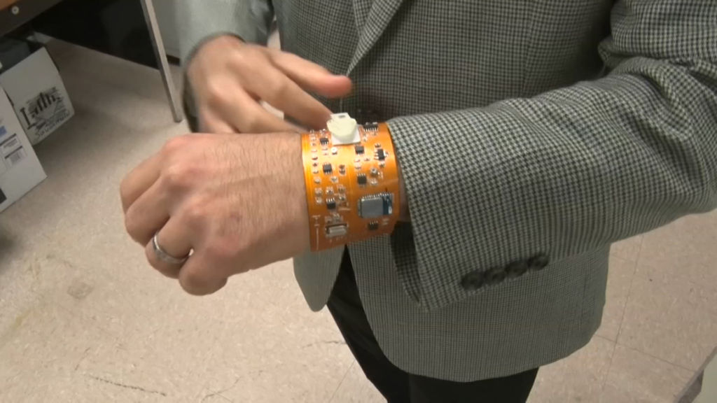 This wristband can measure cells. How can it help you?