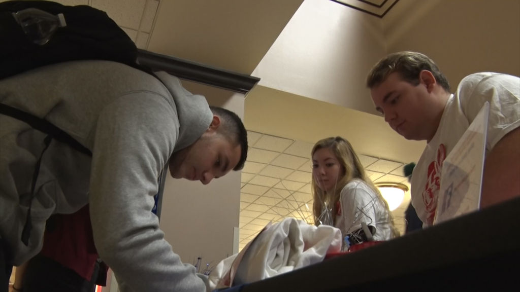 Rutgers students cast a ballot for democracy