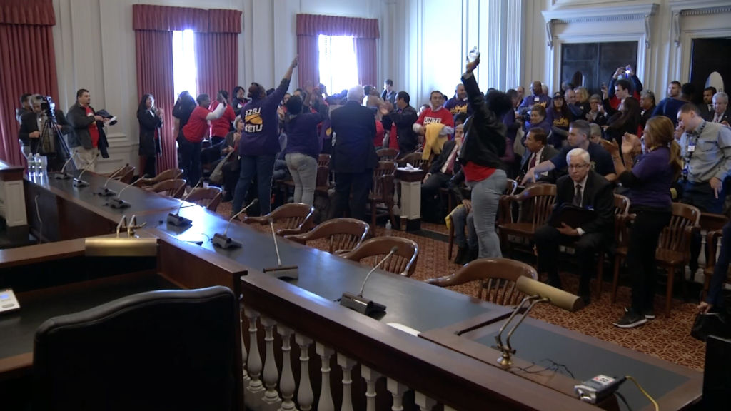 Bill to expand New Jersey’s jet fuel tax advances