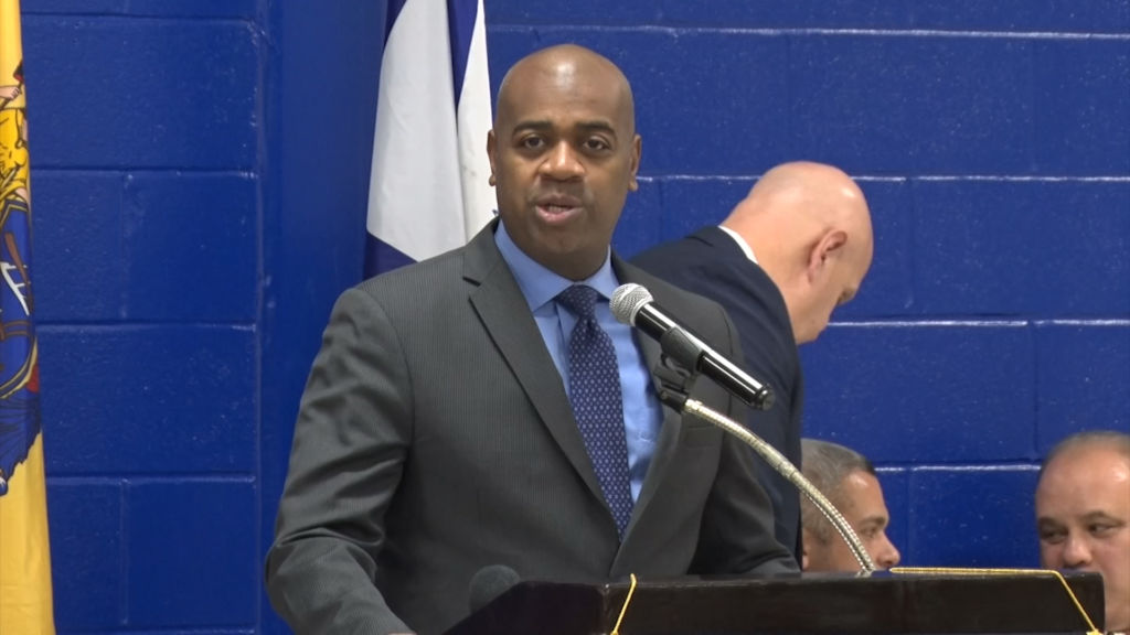 ‘Newark is not Flint’: Baraka pushes back against criticism of city’s water supply