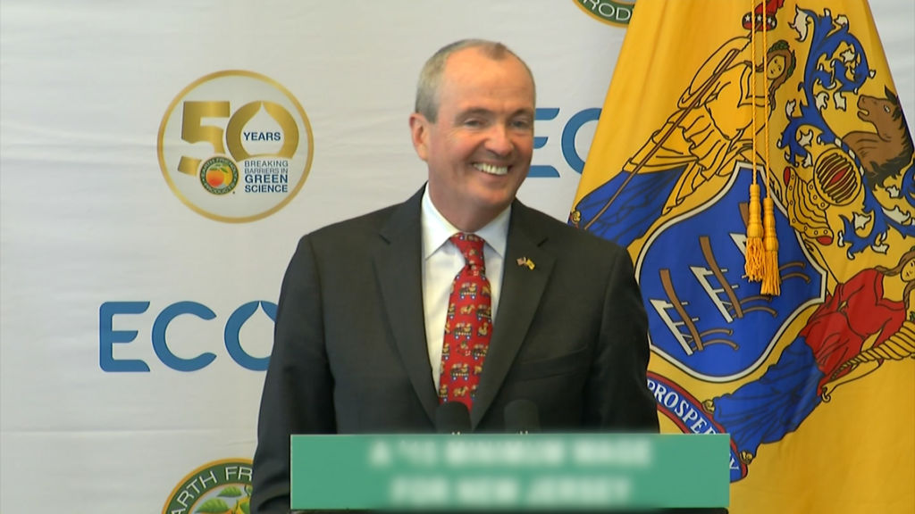Murphy negotiating $15 minimum wage bill with Legislature