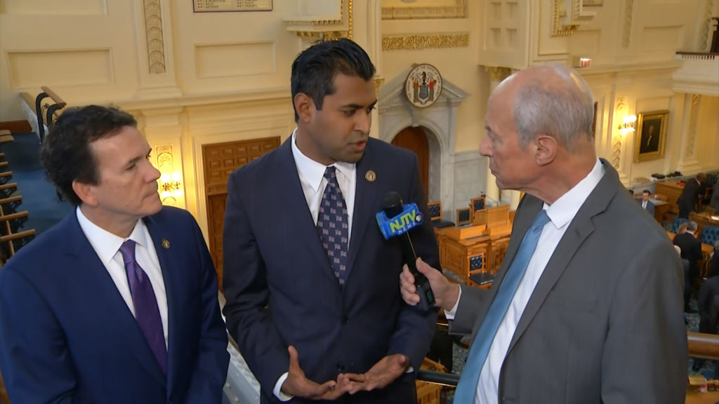 Republican and Democratic senators weigh in on Murphy’s State of the State address