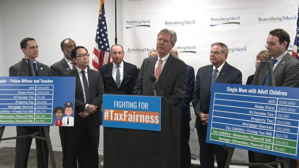 Lawmakers introduce bipartisan bill to fully restore SALT deduction