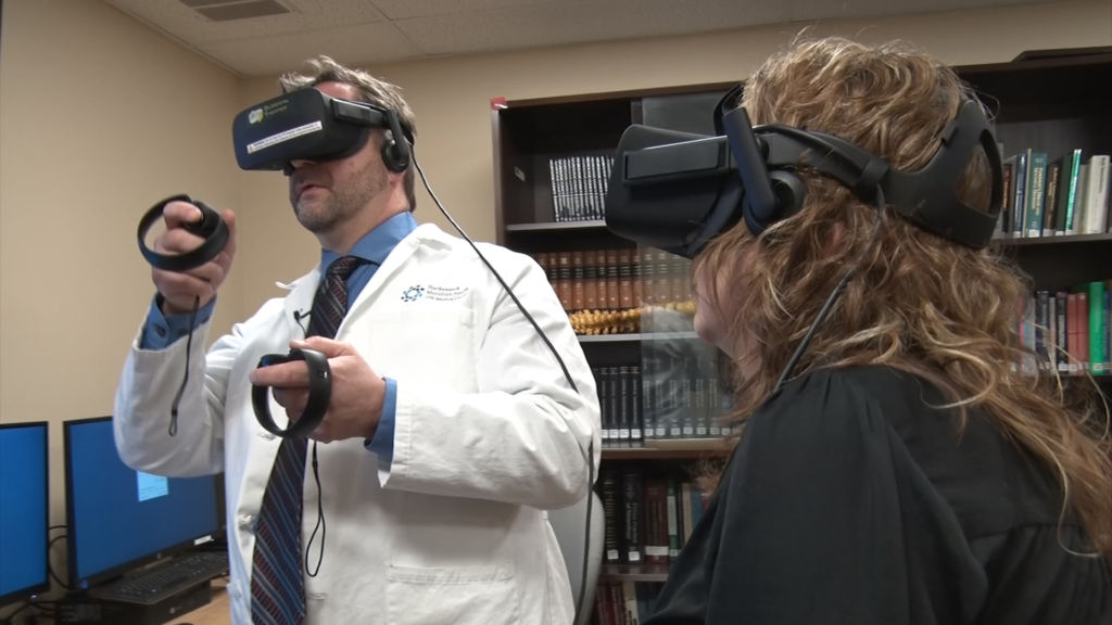 Doctors use virtual reality program to prepare for brain surgeries