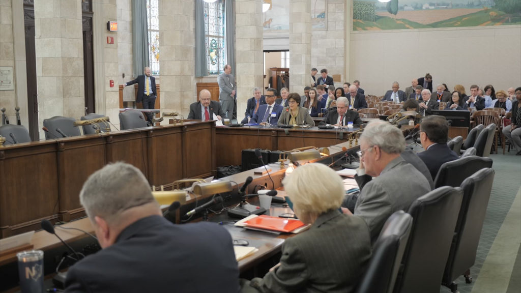 Business leaders testify state’s economy is falling behind