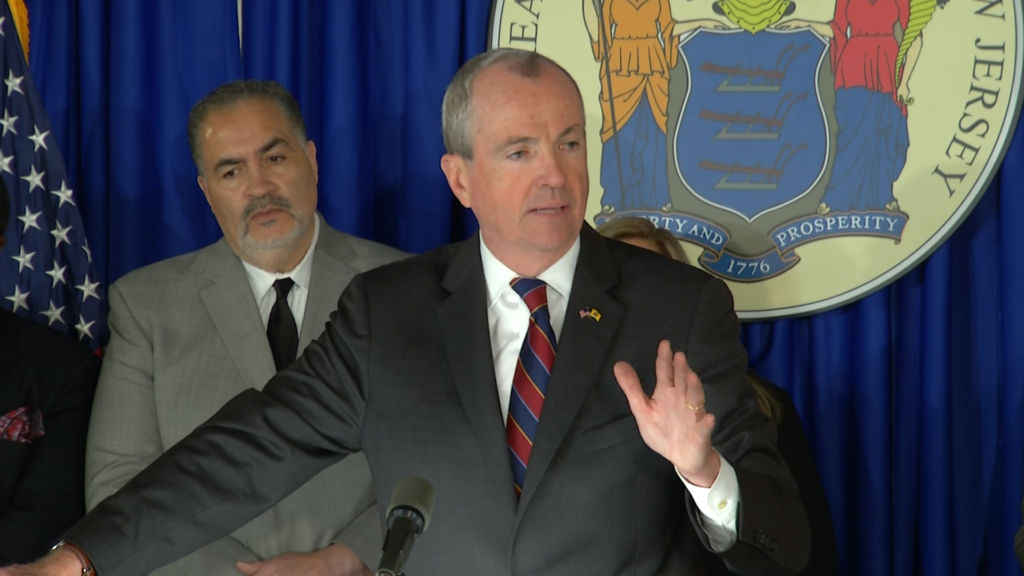 Murphy hires ‘Deflategate’ lawyer in tax credits lawsuit