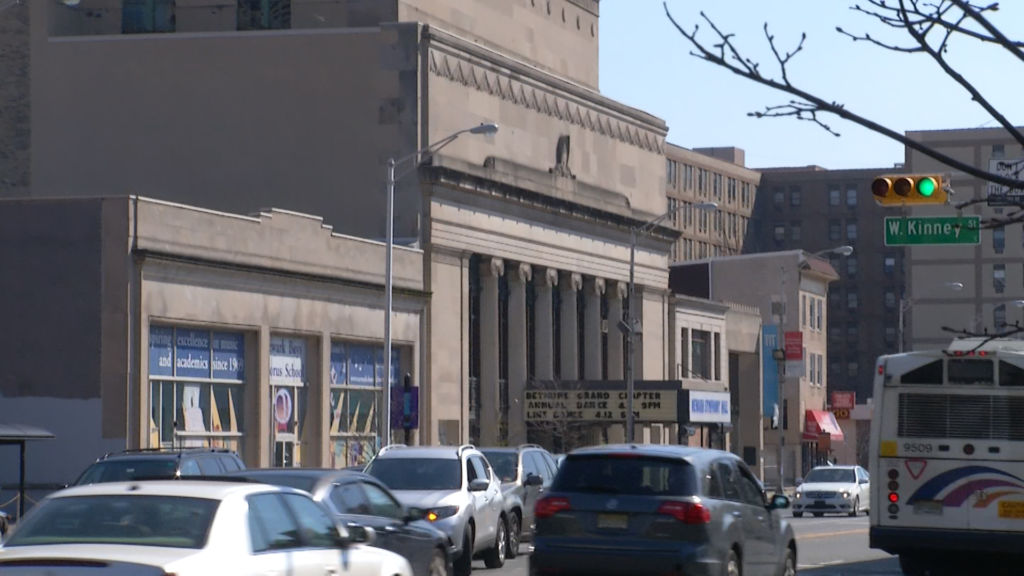 New director inspires new enthusiasm for Newark Symphony Hall’s future