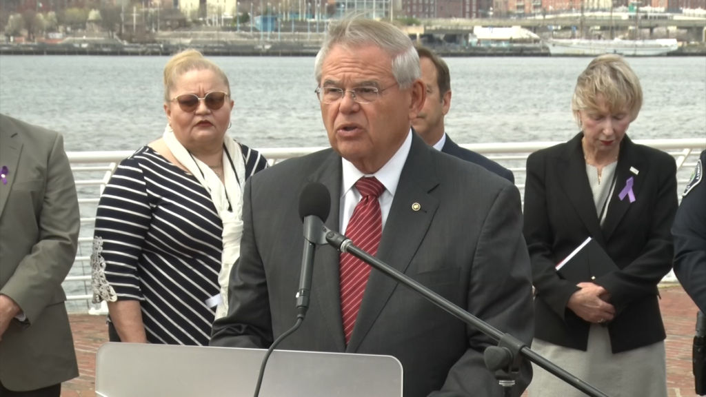 Menendez introduces bill to crack down on fentanyl trafficking