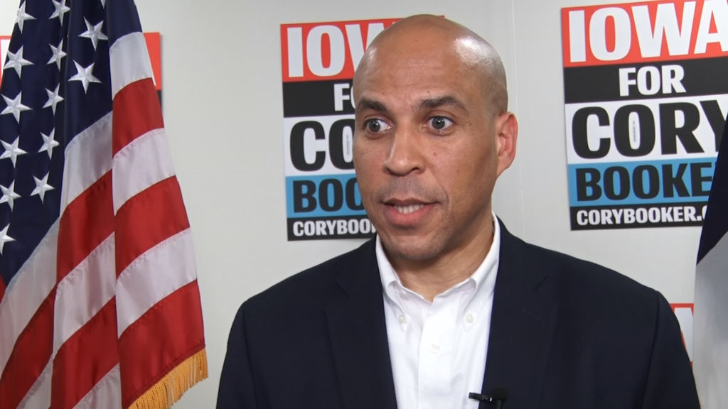 Booker’s plan promises executive action on immigration