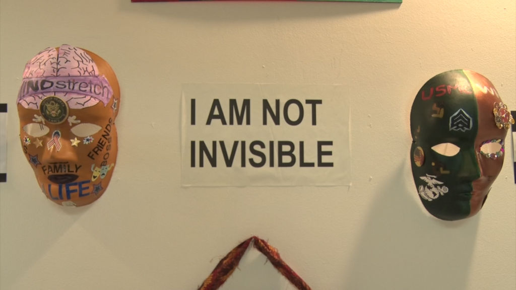 Women veterans share their experiences through art