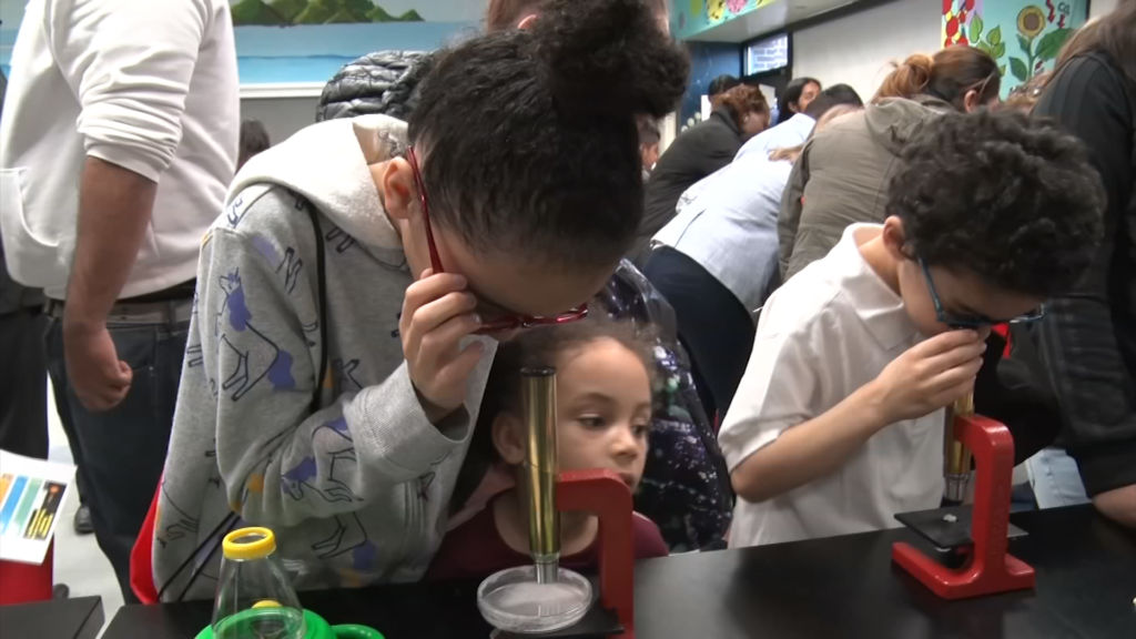 Students learn about researching life on other planets