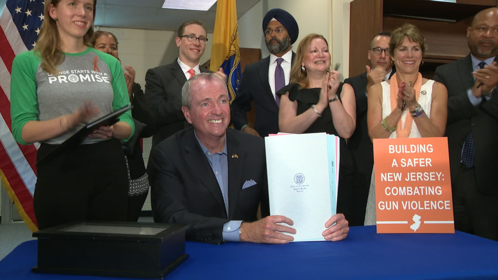 Murphy signs ‘smart gun’ bill, calls for more gun control