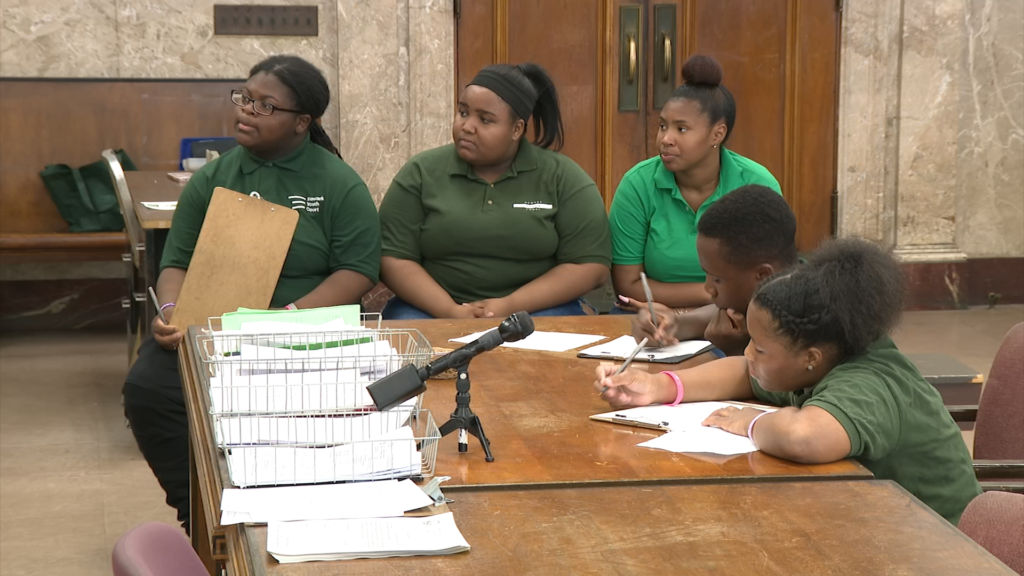 Jury of one’s peers: Newark’s youth court lets kids run the courtroom