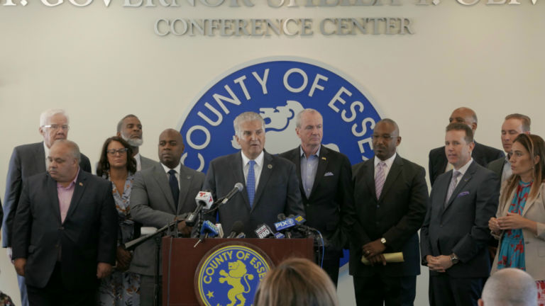 Officials announce $120M deal to speed up replacement of Newark’s lead service lines