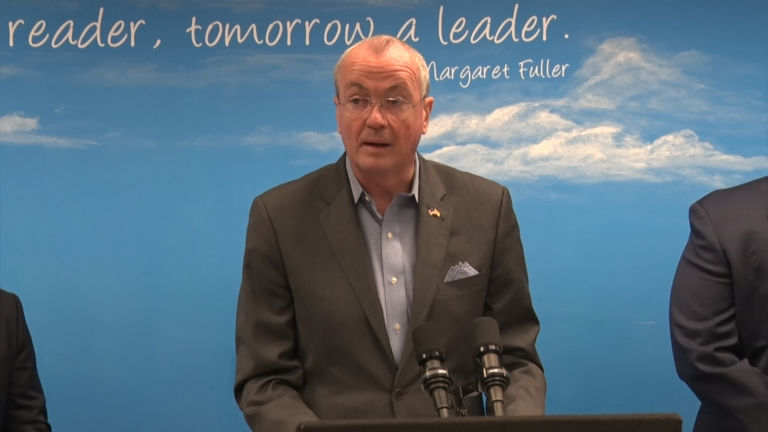 Murphy answers critics, lays out plan to get lead out of schools