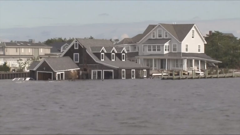 How federal disaster relief encouraged risky development along the coast