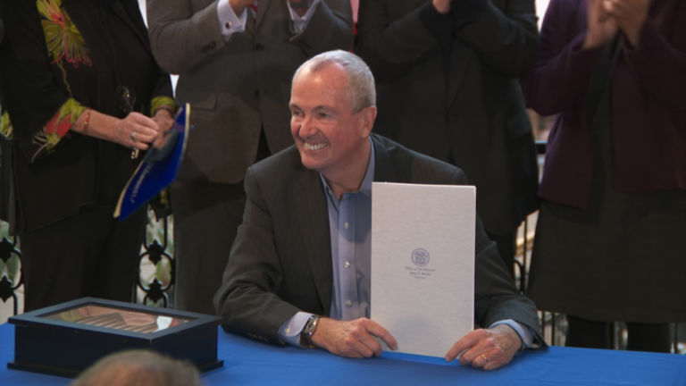 Murphy makes progress on public bank campaign promise