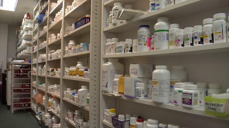 Presidential hopefuls introduce joint plan to lower prescription drug costs