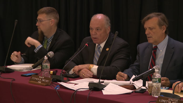 NJ Transit Again in the Stocks, This Time Over Pace of Improvements