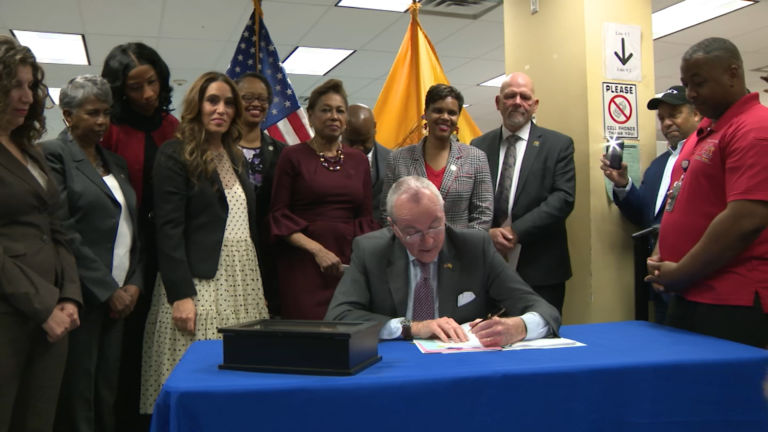 Murphy restores right to vote to 83K on probation, parole