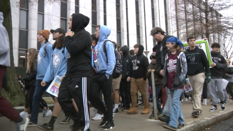 Toms River residents march on Trenton to protest cuts in school aid