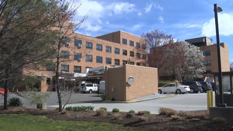 Coronavirus kills Valley Hospital doctor