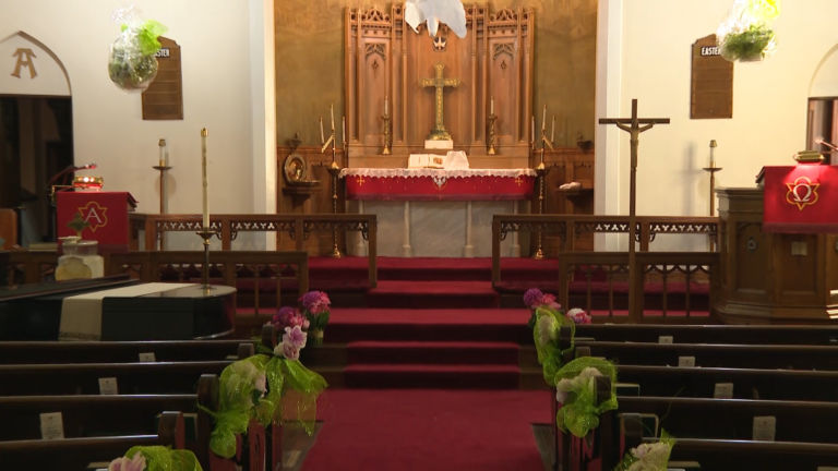 Governor clears way for parking lot religious services