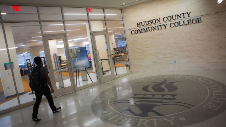 Murphy plans to axe summer tuition aid for college students