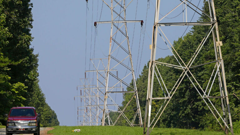Push is on to open power grid to intermittent solar and wind projects