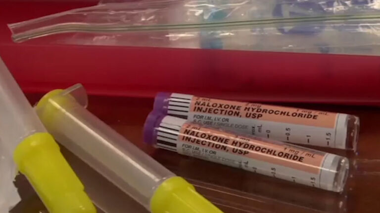 Free naloxone handed out at pharmacies, no questions asked