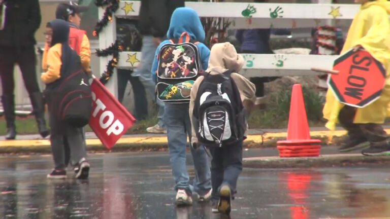 State issues guidance for COVID-19 outbreaks as school starts
