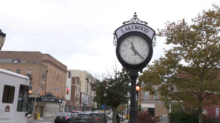 NJ officials work to quash Lakewood COVID-19 hotspot