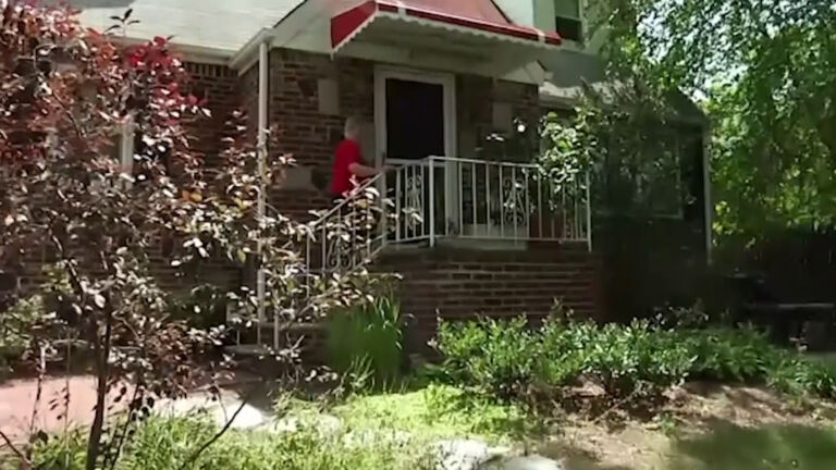 Deadline extended for seniors to apply for property tax freeze