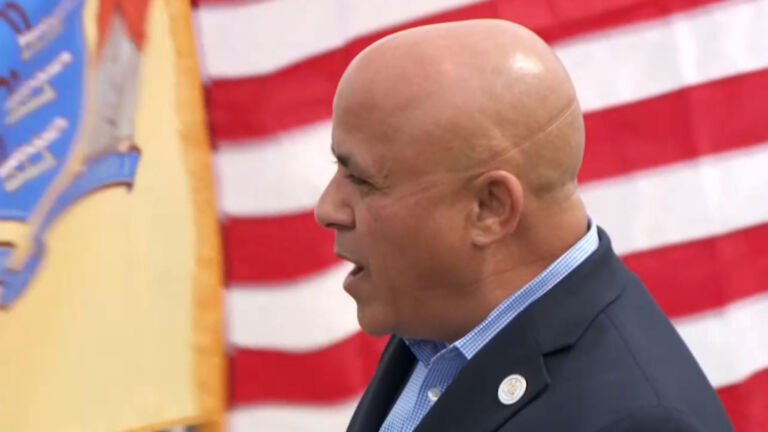 Camden Mayor Frank Moran announces resignation