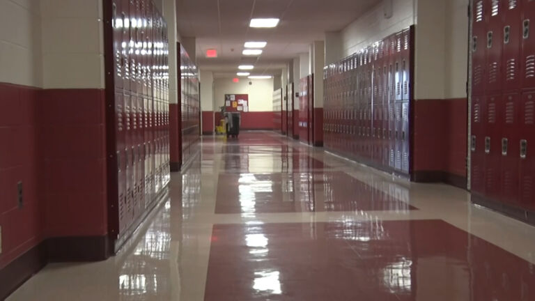 Newark students, teachers headed back to school