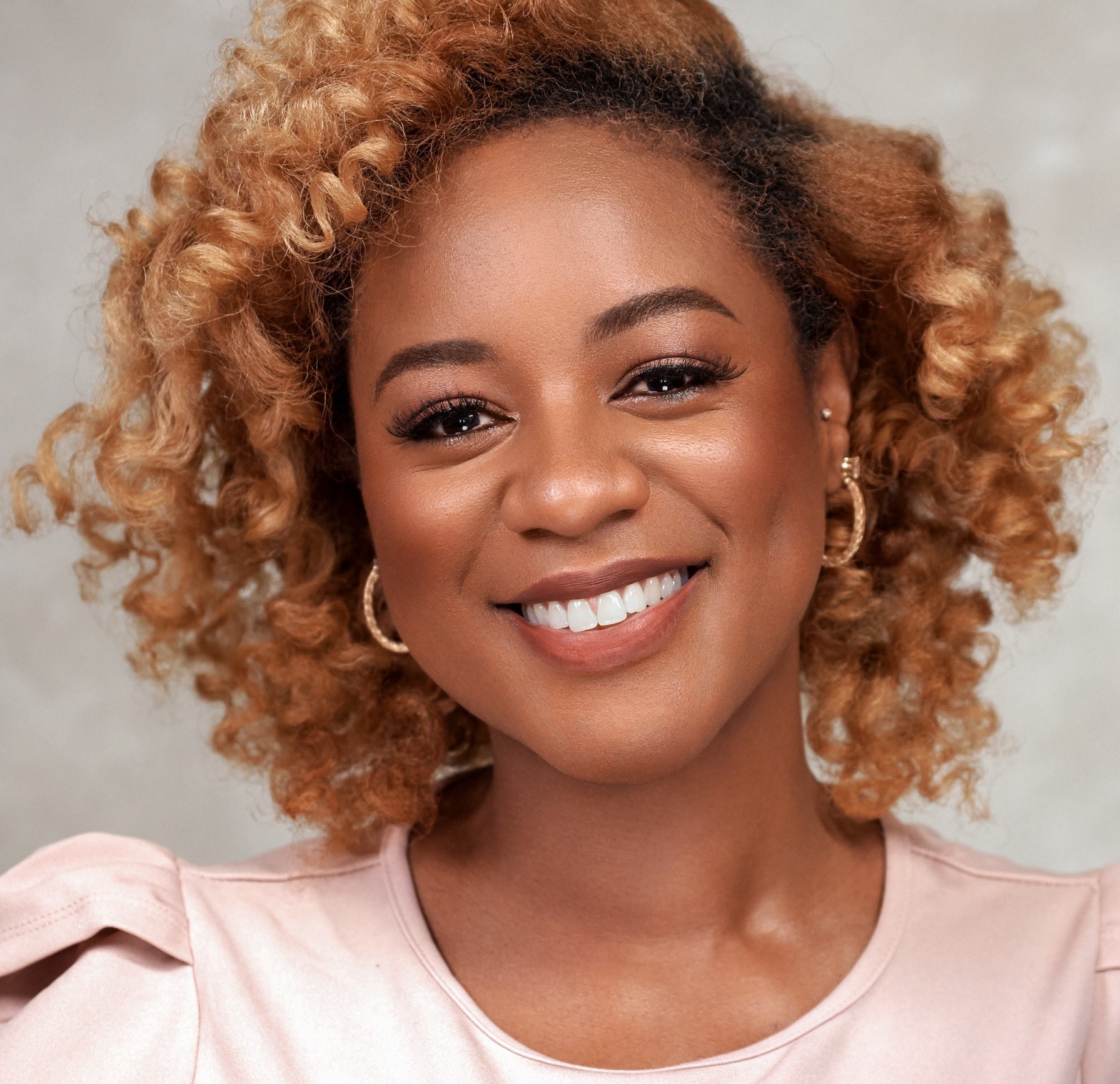 Photo of Melissa Rose Cooper