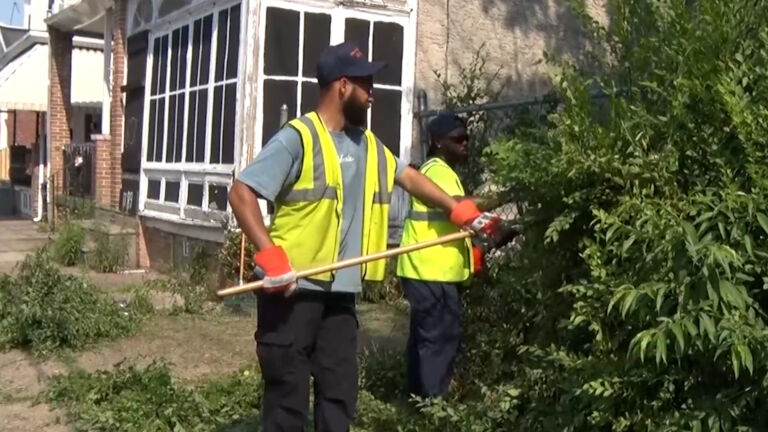 Cleaning up Camden: City workers and volunteers get going