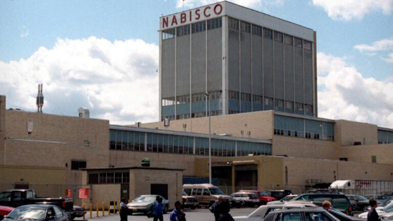 Nabisco plant closes in Fair Lawn after 60 years