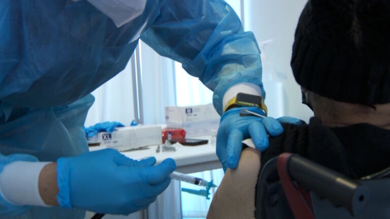 FDA is expected to authorize COVID-19 booster shot for immunocompromised