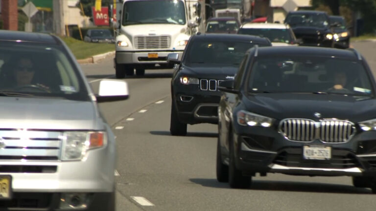 NY’s Gov. Hochul backs congestion pricing as NJ officials still seek compromise