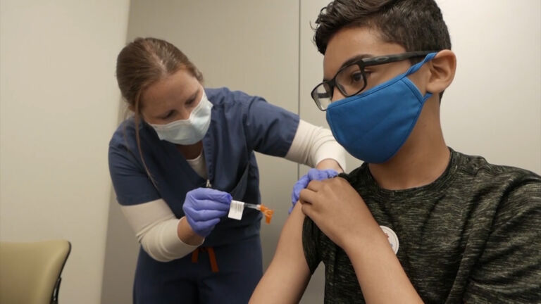 Health experts are alert for potential twindemic of flu and COVID-19