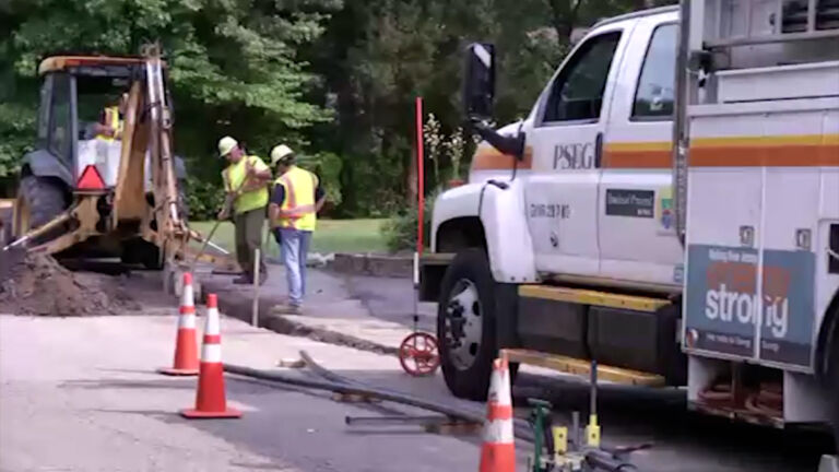 Lawmakers pass bill to extend protection for nonpayment of water, sewer bills
