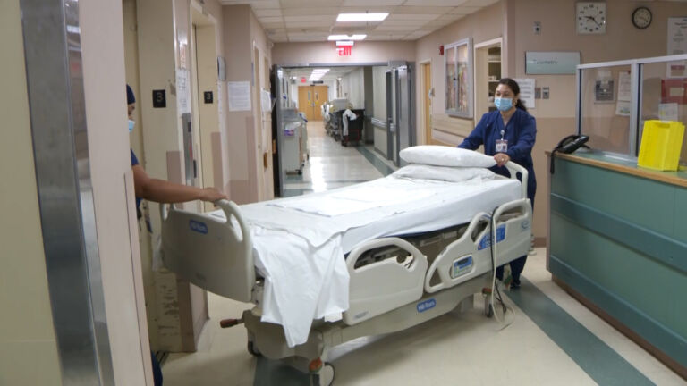COVID-19 hospitalizations decreasing, but death toll expected to stay high for weeks