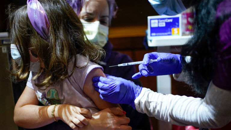 Get jabbed, experts urge as CDC gives nod to updated COVID vaccine